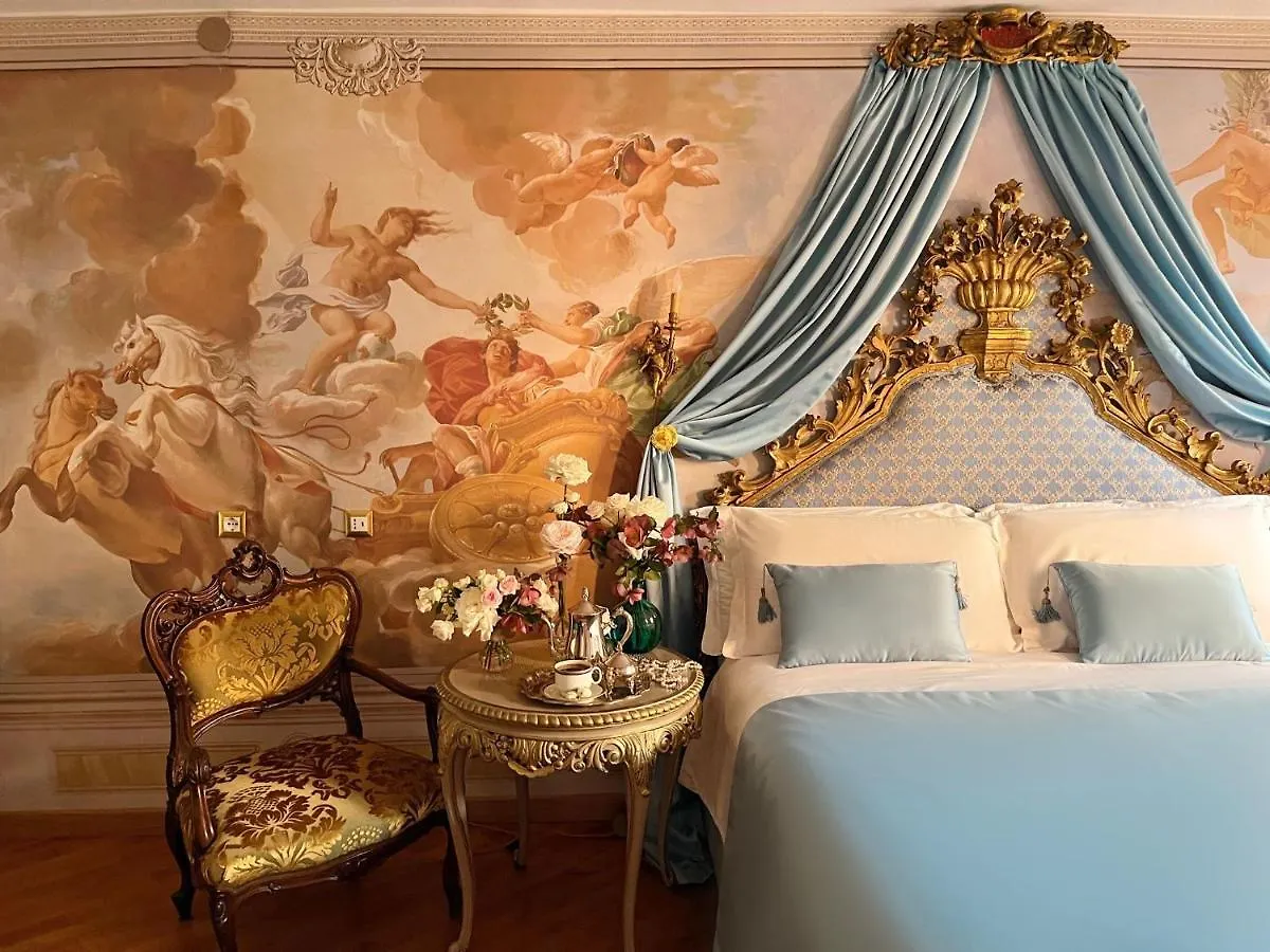 Corona San Marco Apartment Venice